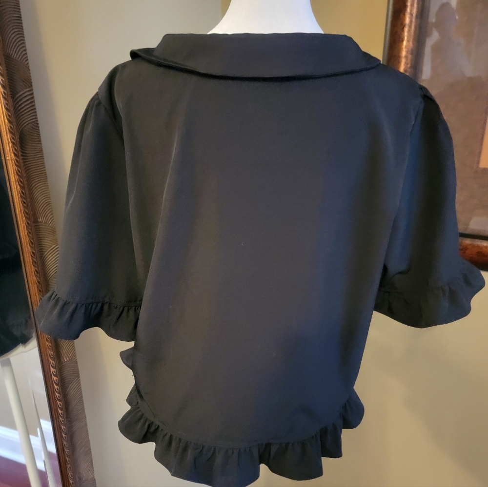Black Ruffle Sleeve Button-Up Top - Picture 7 of 7